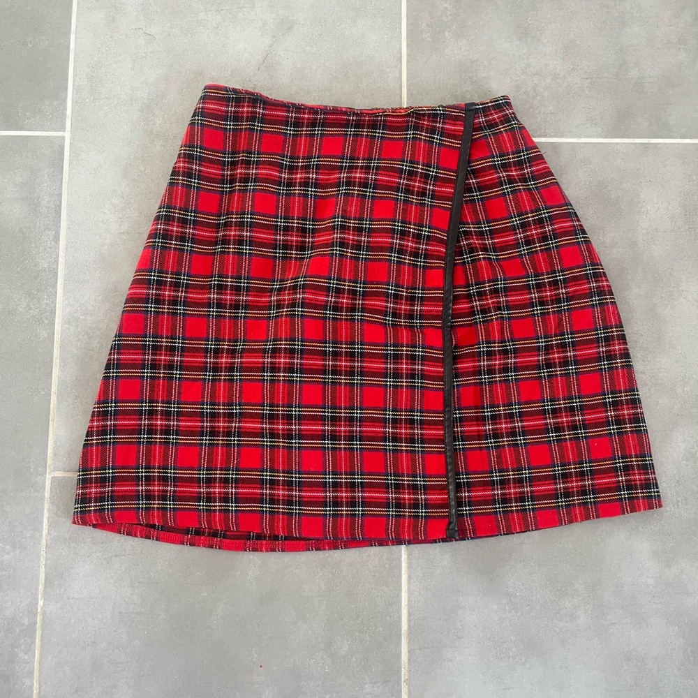 Kids TRULY Red Plaid just above knee length skirt.